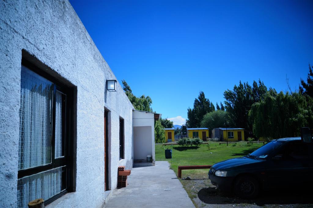 Los Amigos Hotel Los Antiguos Exterior photo